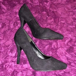 Black Closed Toed Heels